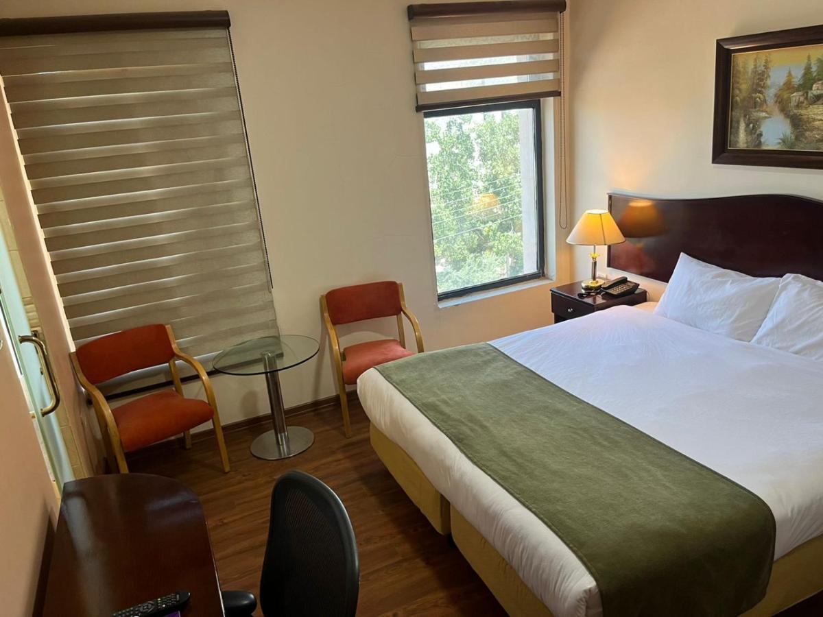 Rozana Hotel Amman Ngoại thất bức ảnh