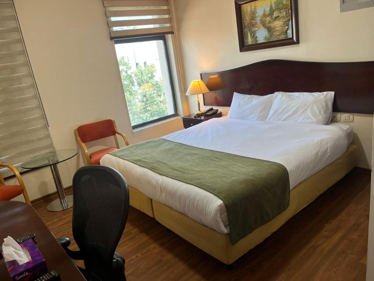 Rozana Hotel Amman Ngoại thất bức ảnh