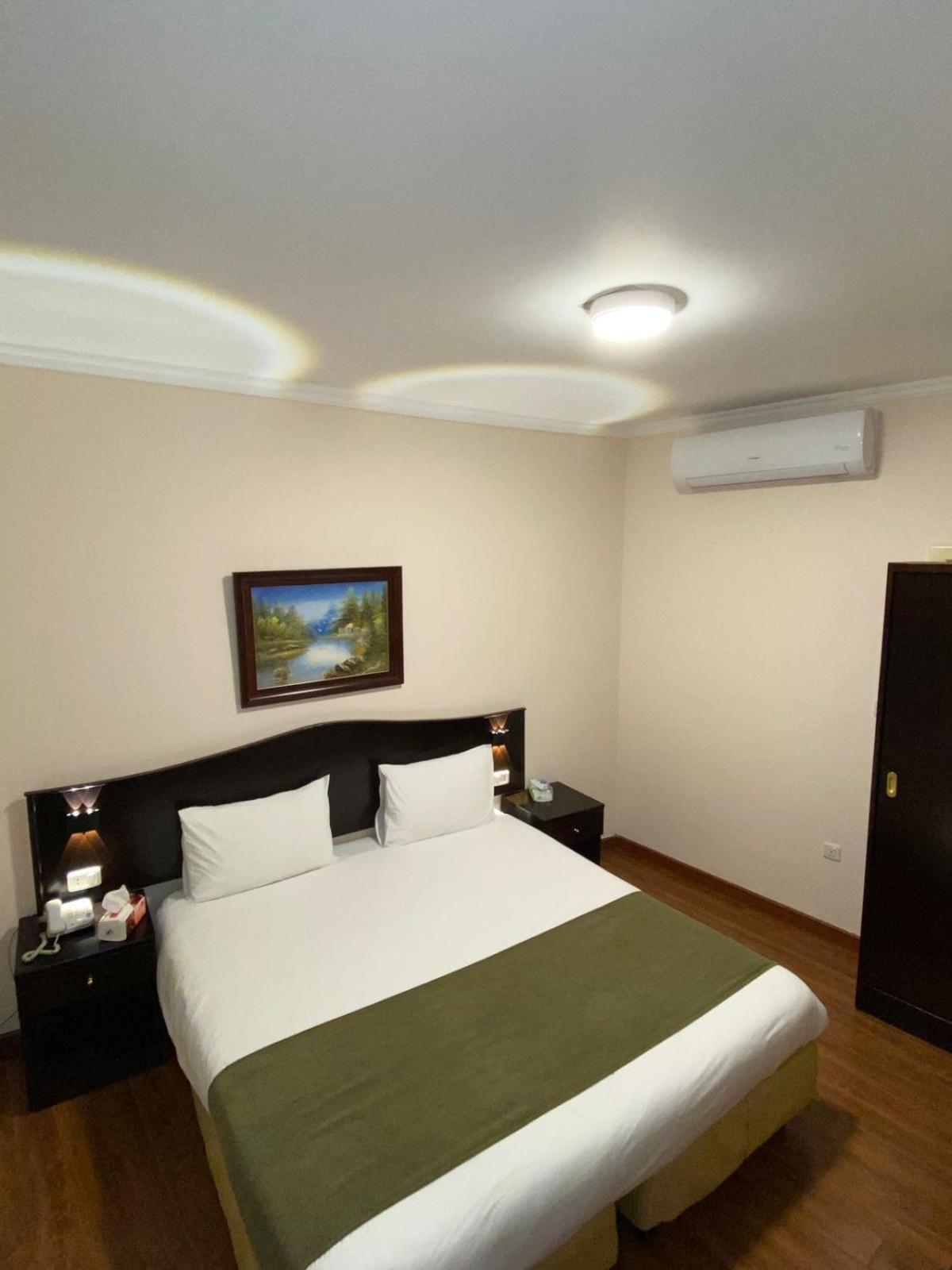 Rozana Hotel Amman Ngoại thất bức ảnh